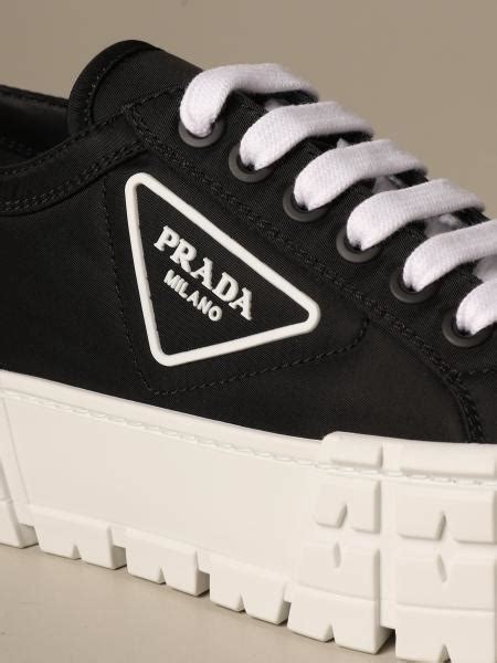 tenis prada mujer plataforma|Zapatos de Prada para mujer .